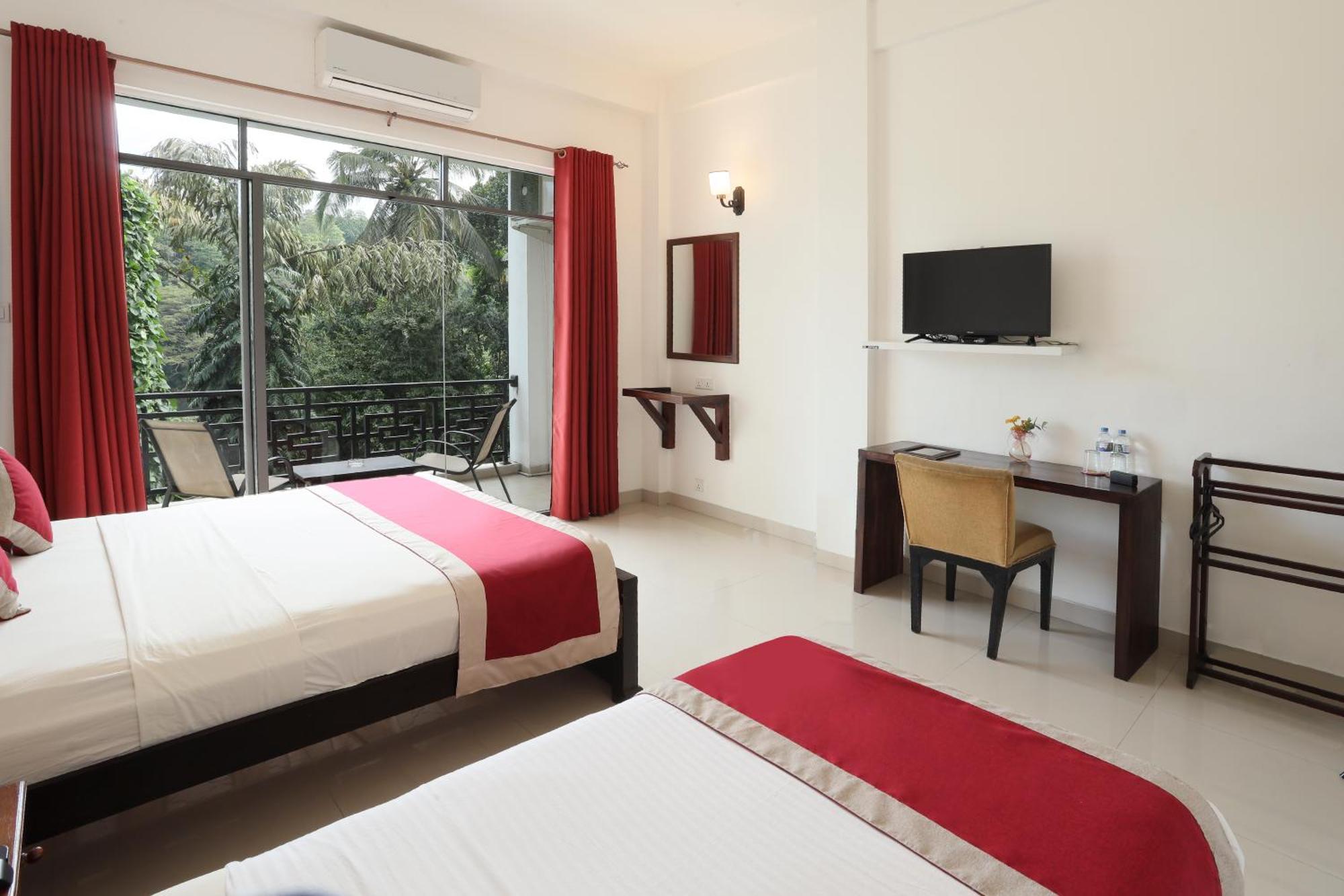 Kandy Rivers Edge Nature Resort Экстерьер фото